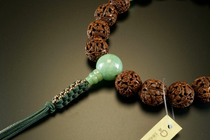 仏教美術  念珠 羅漢透かし彫リ　玉瑪瑙仕立数珠  天然玛瑙